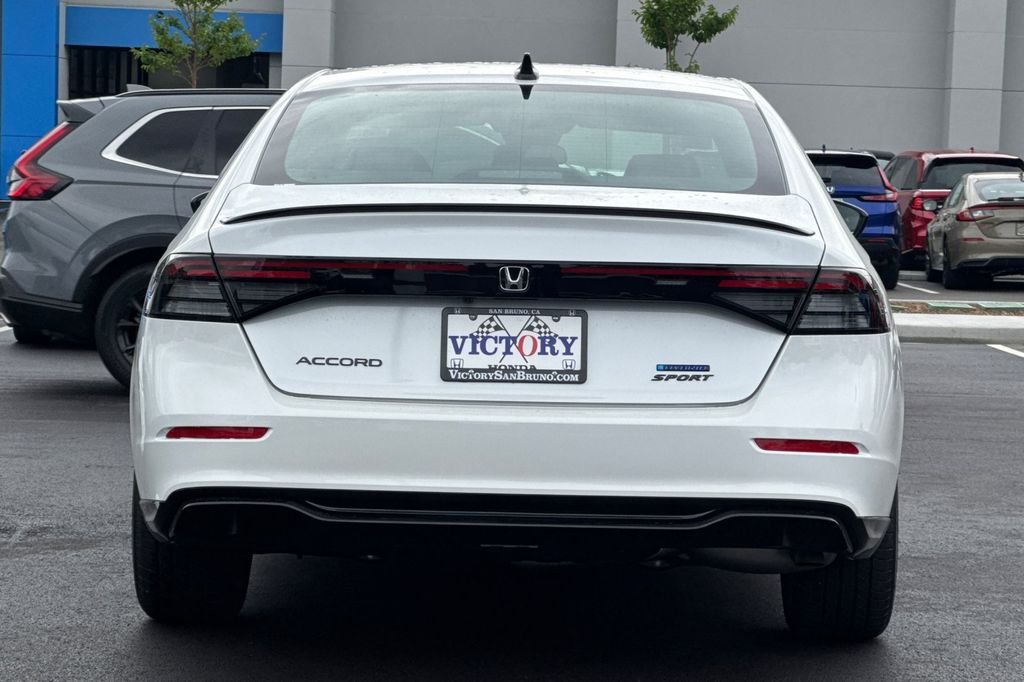 New 2026 Platinum White Pearl Honda Sport-L image 5