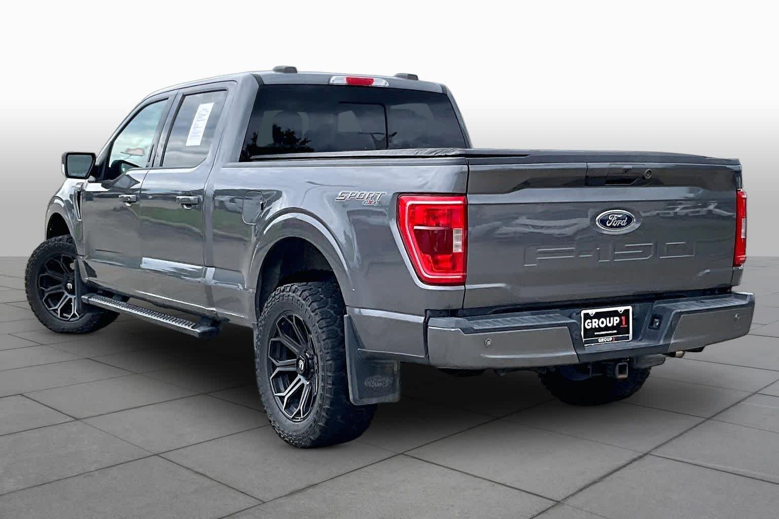 Used 2021 Carbonized Gray Metallic Ford XLT image 12