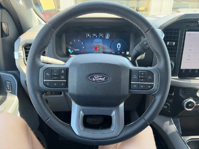 Used 2024 Black Ford XLT image 15