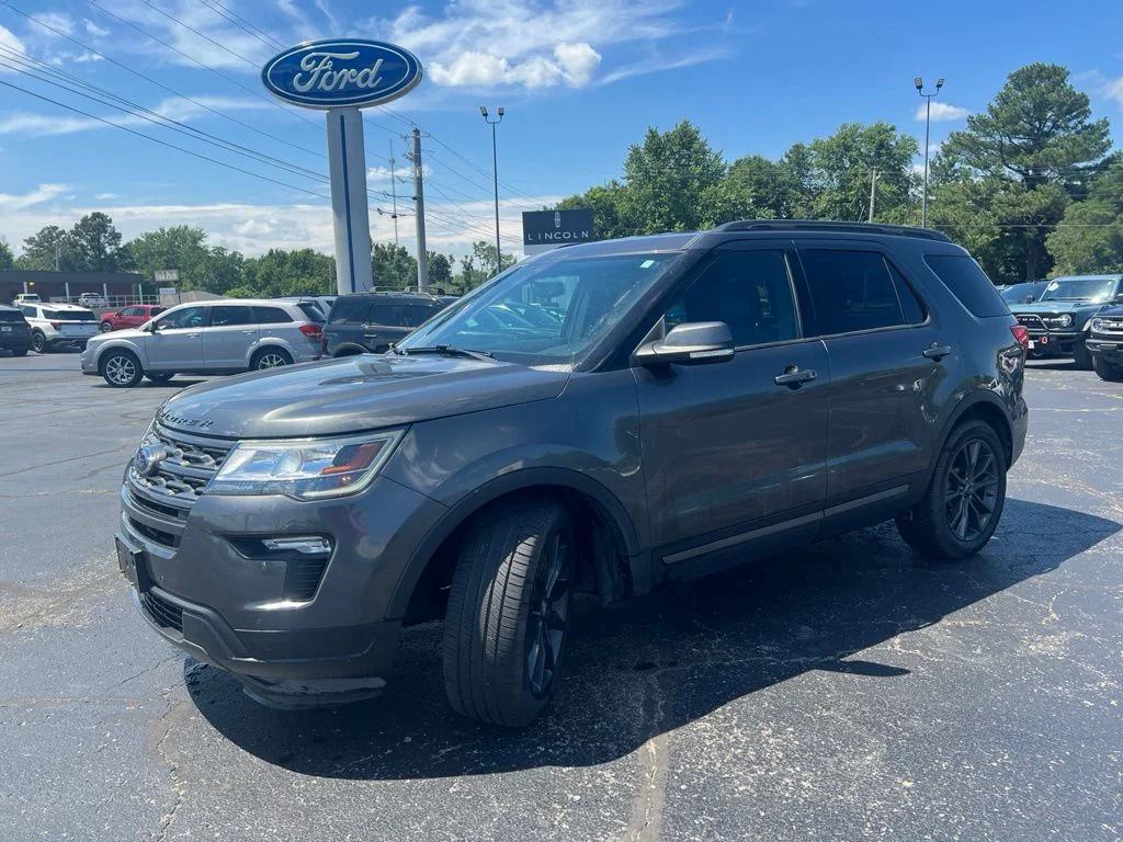 Used 2018 Magnetic Ford XLT image 6