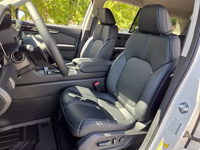 New 2026 Platinum White Pearl Honda RTL image 7