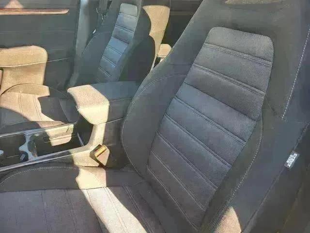 Used 2022  Honda EX image 13