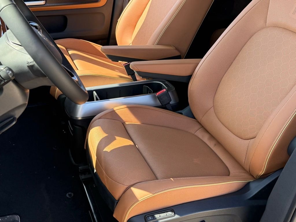 2025 Volkswagen ID. Buzz Pro S - Photo 12