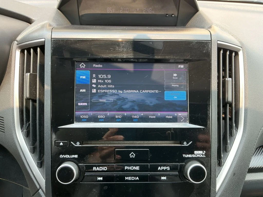 Used 2019 White Subaru 2.0i Premium image 14
