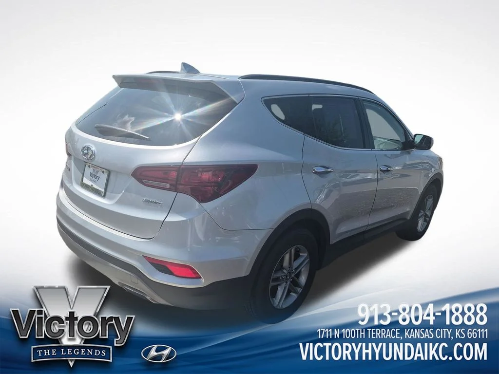 Used 2017 Silver Hyundai 2.4 Base image 6