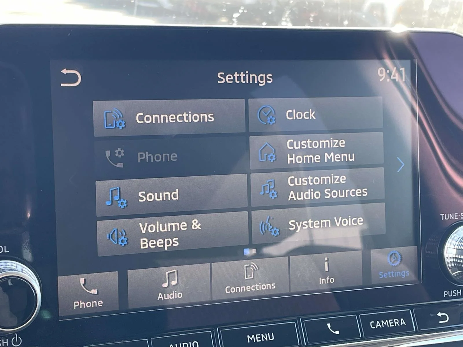Used 2022 Red Diamond Mitsubishi ES image 16