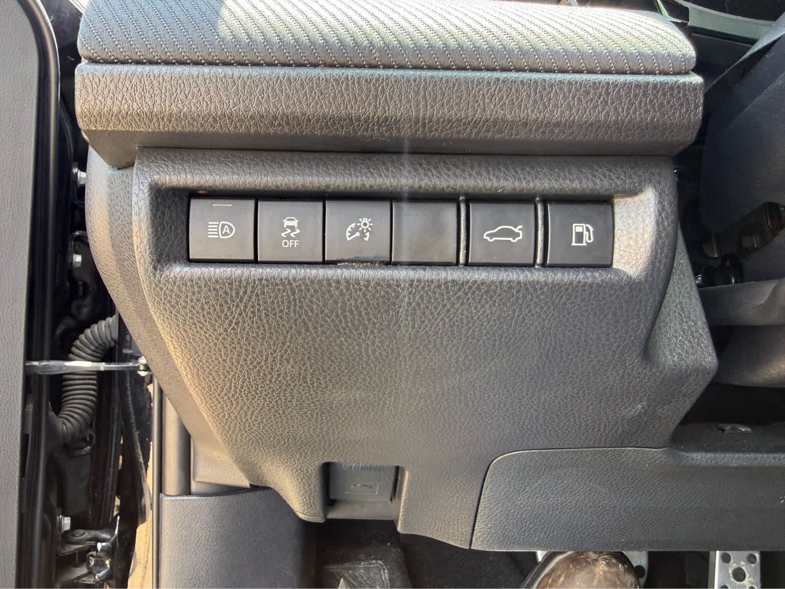 Used 2025 Midnight Black Metallic Toyota XSE image 28