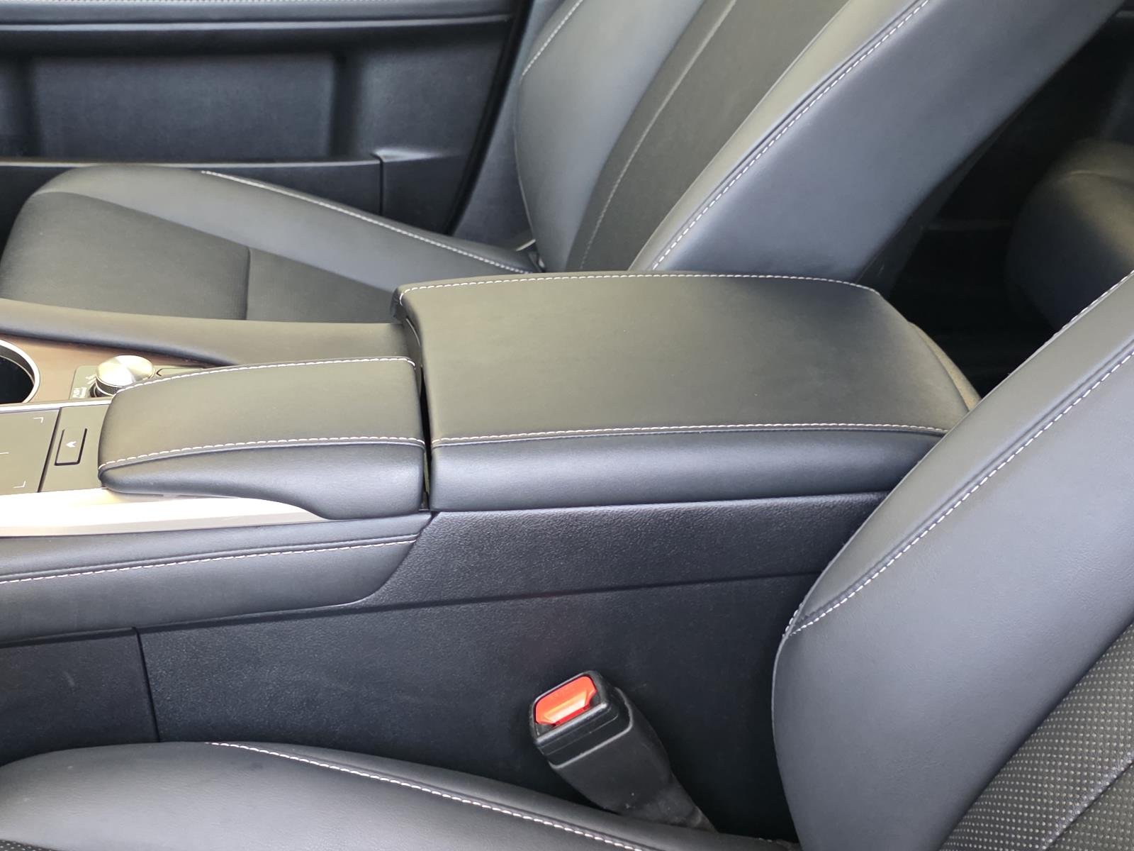 2022 Lexus RX 350 - Photo 8