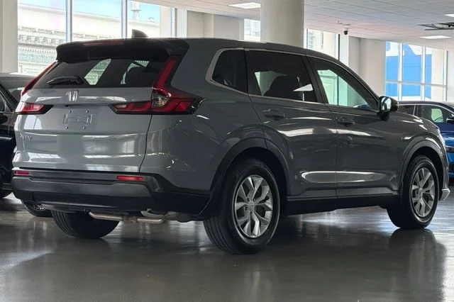 Certified Used 2025 Urban Gray Pearl Honda LX image 7