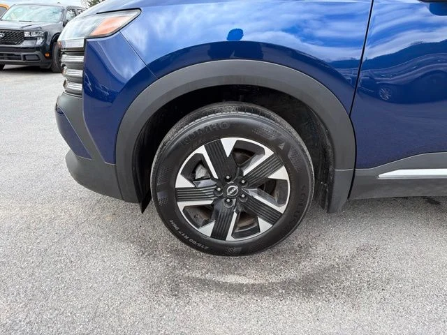 Used 2025 Deep Blue Pearl Nissan SV image 16