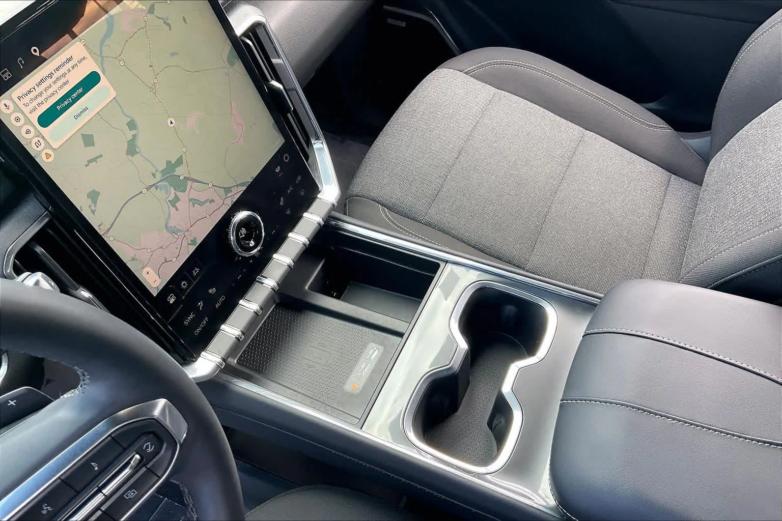 2025 GMC Acadia Elevation - Photo 29