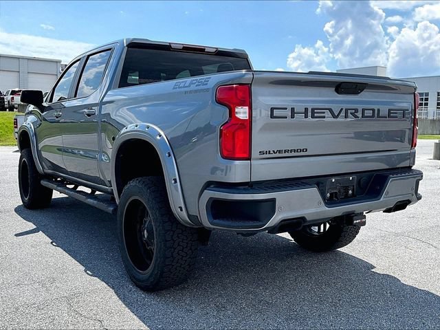 Used 2022 Steel Metallic Chevrolet RST image 7