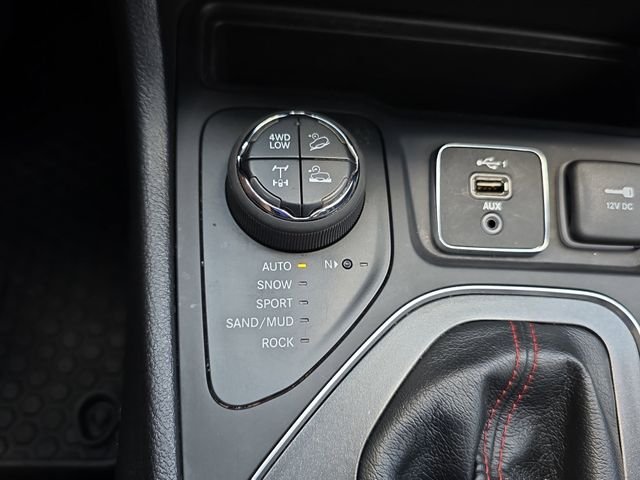 2021 Jeep Cherokee Trailhawk - Photo 24