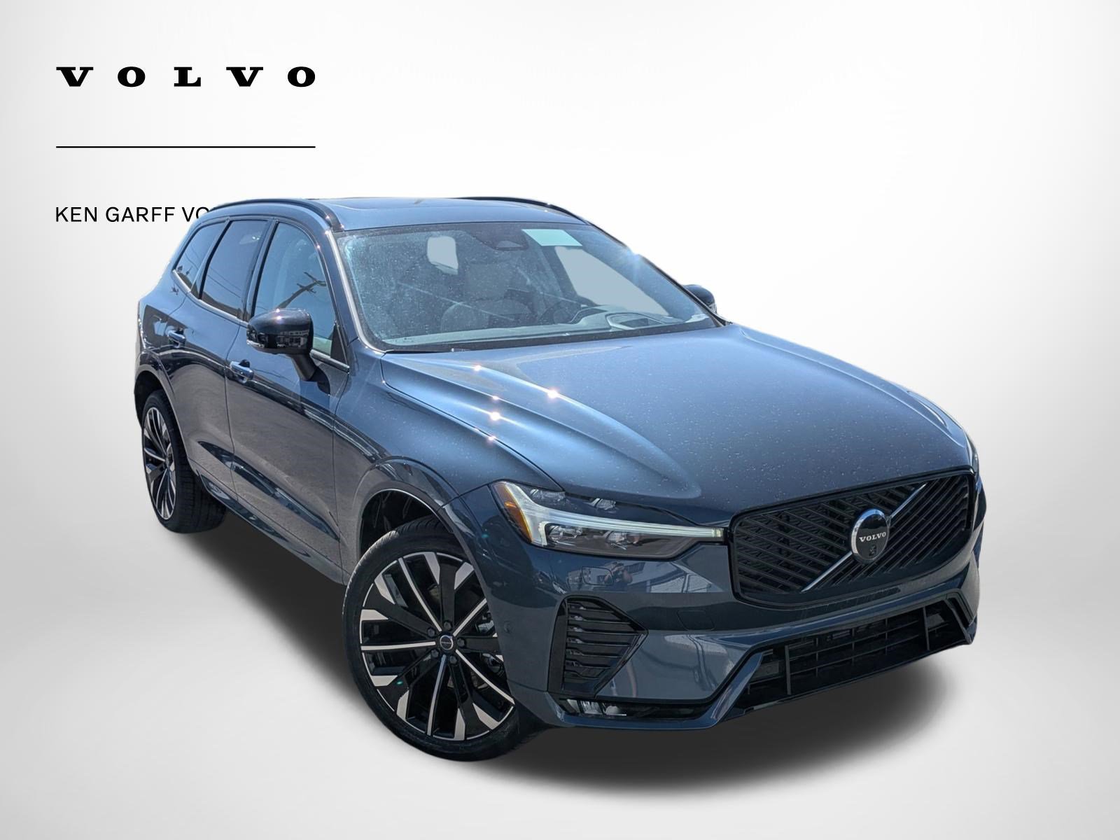 2026 Volvo XC60 B5 Ultra Dark AWD's photo
