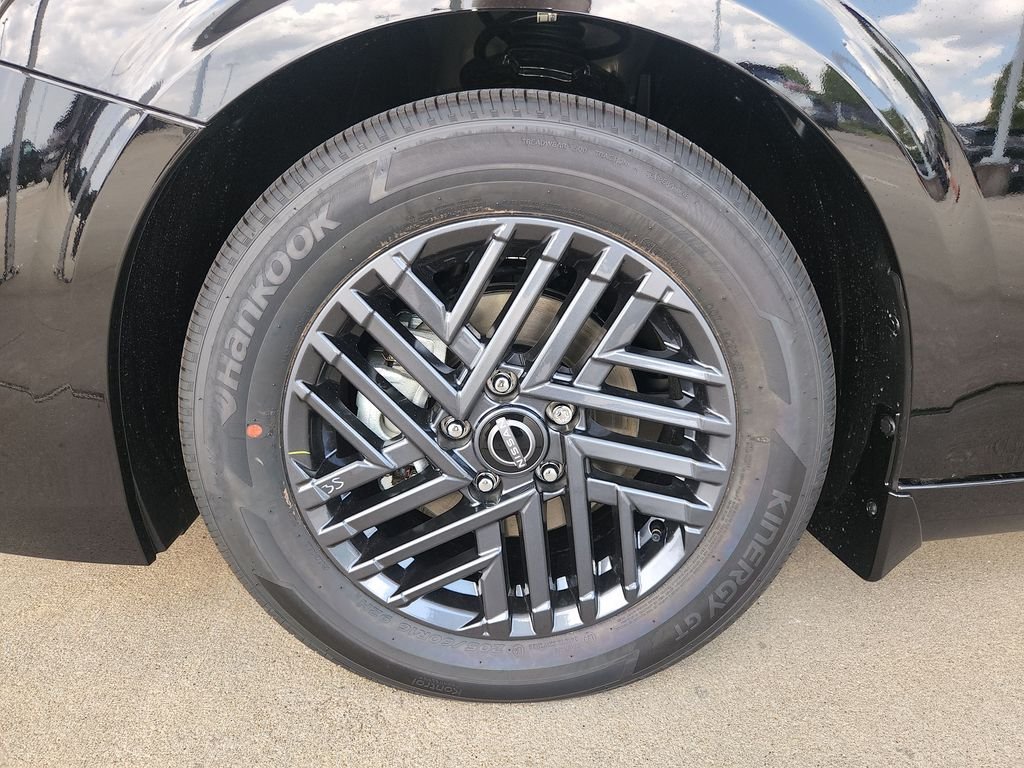 New 2026 Super Black Nissan SV image 12