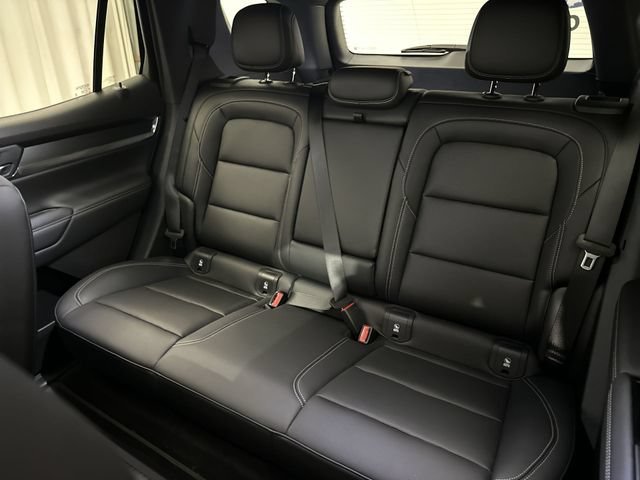 New 2027 Summit White GMC Elevation image 25
