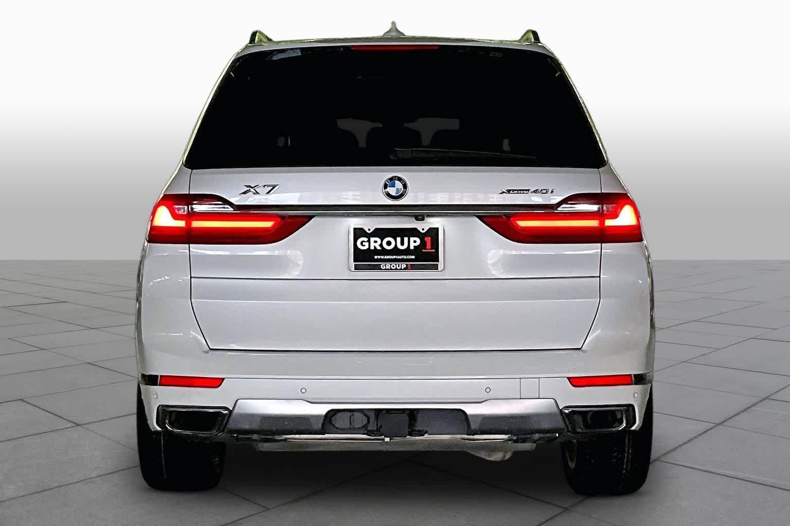 Used 2020 Mineral White Metallic BMW xDrive40i image 4