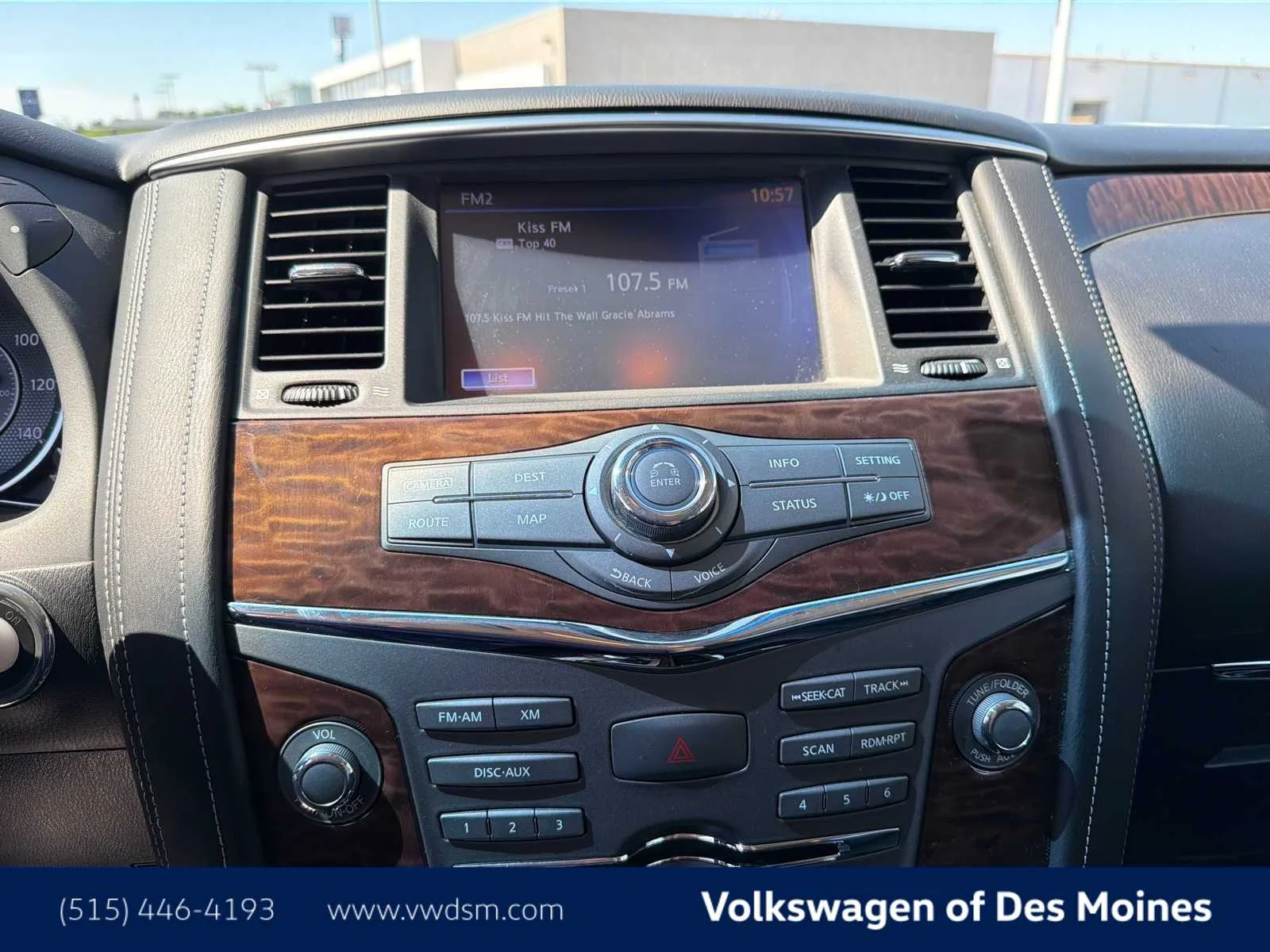 Used 2017 Gun Metallic Nissan SL image 17