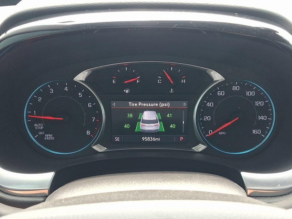 Used 2021 SUMMIT WHITE Chevrolet RS image 21