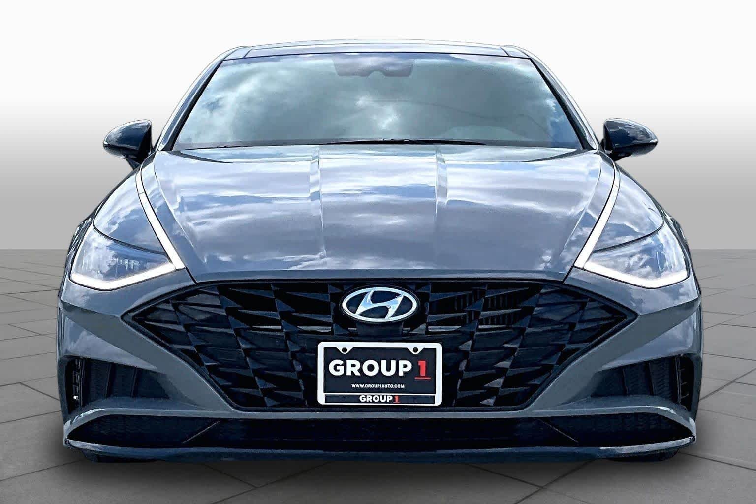 Used 2023 Hampton Gray Hyundai SEL Plus image 4