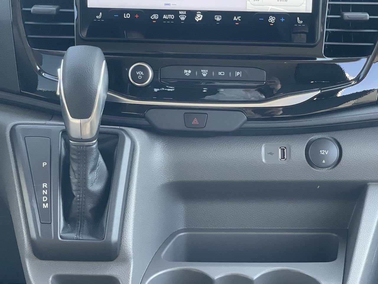 New 2026 Oxford White Ford XLT image 13