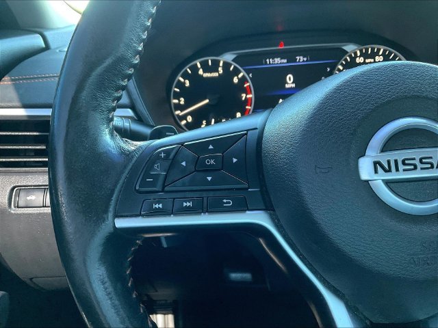 Used 2022 Blue Nissan 2.5 SR image 12