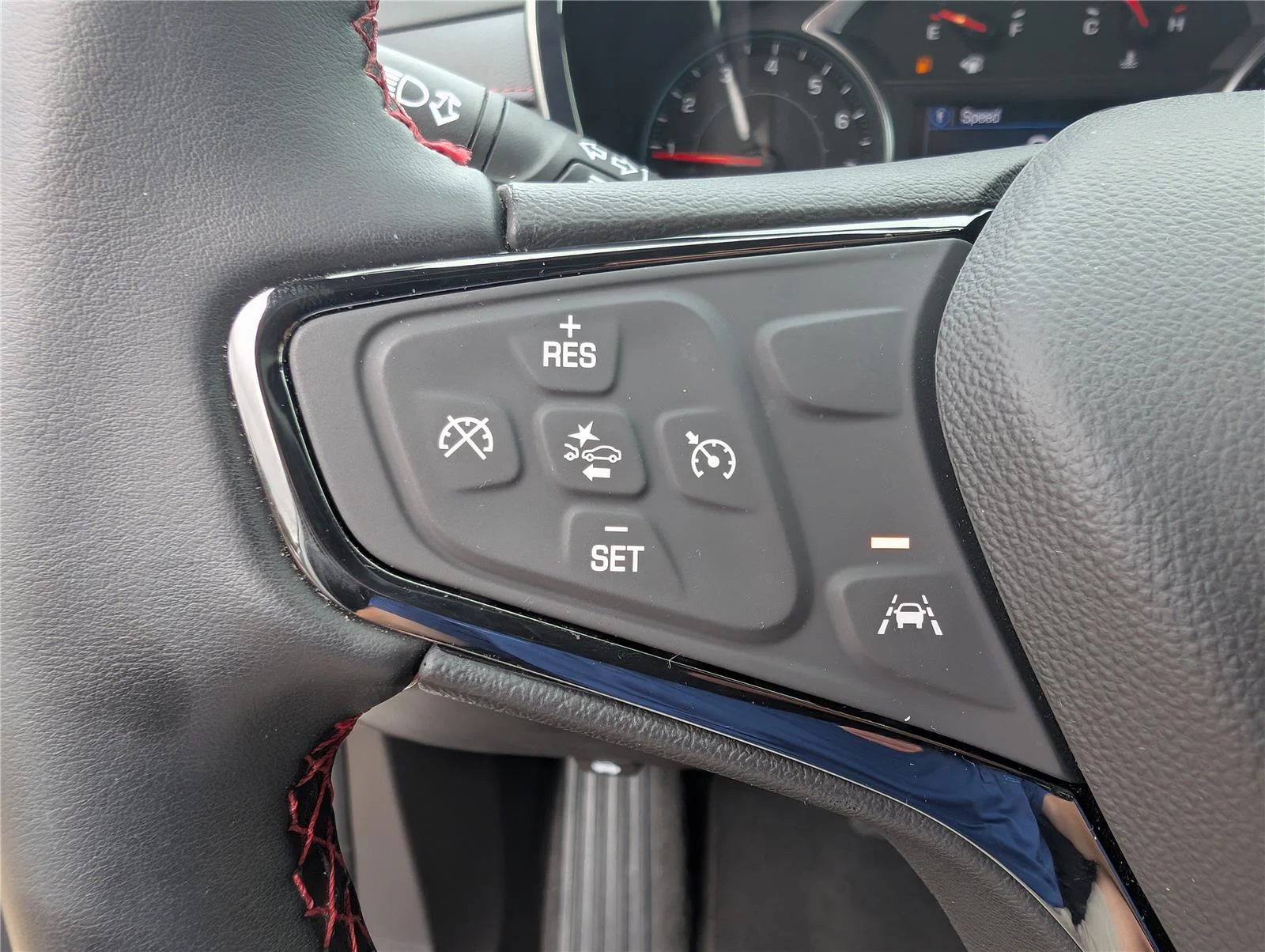 2024 Chevrolet Equinox RS - Photo 24