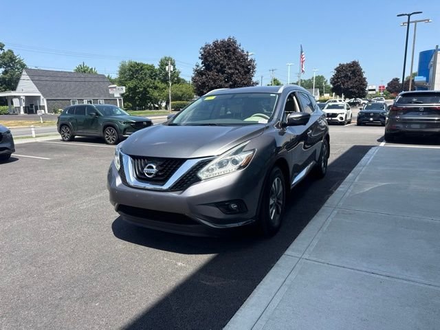 Used 2015 Gray Nissan SL image 6