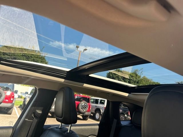 Used 2018 Gray Jeep Limited image 16