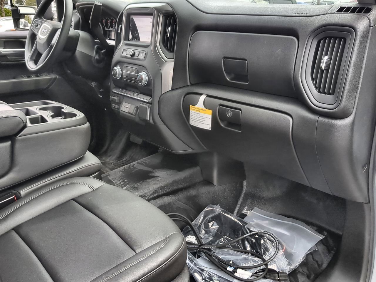 2025 GMC Sierra 2500HD Pro - Photo 27