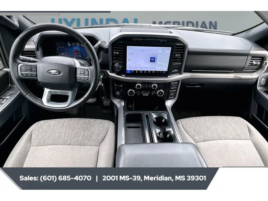 Used 2024 Avalanche Ford XLT image 13