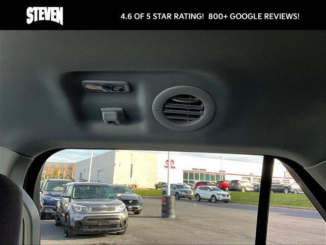 Used 2023 Silver Ford XLT image 12