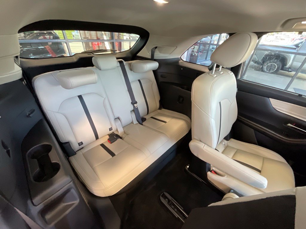 Used 2024 Silver Mazda 3.3 Turbo Premium image 21