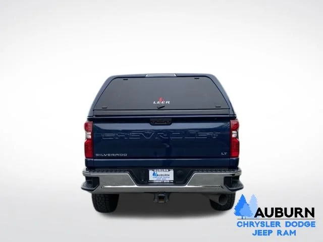 Used 2022 Blue Chevrolet LT image 6