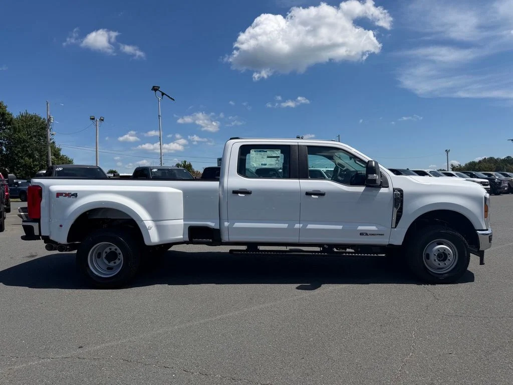 New 2026 White Ford XL image 2