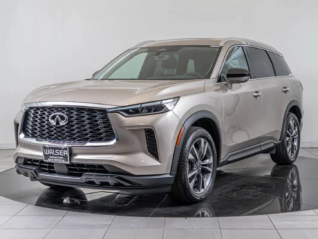 2023 INFINITI QX60 LUXE