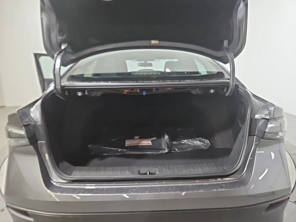 2026 Nissan Sentra SV - Photo 21