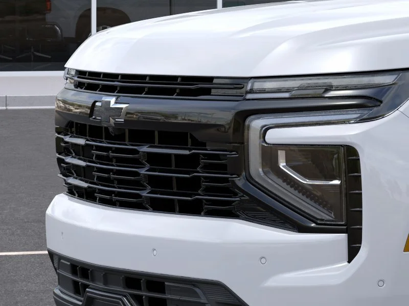 New 2026 Summit White Chevrolet RST image 13