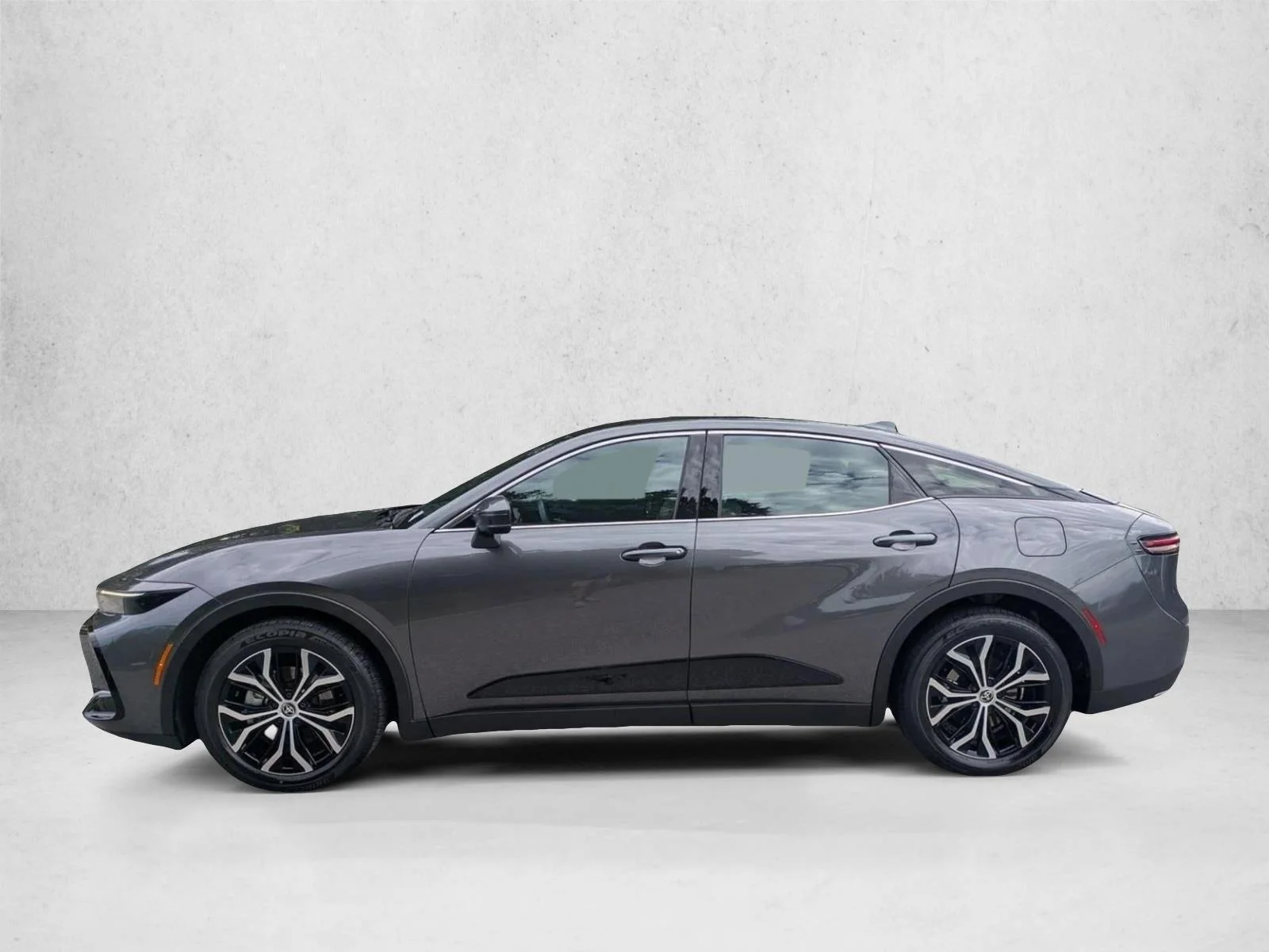 Used 2023 Magnetic Gray Metallic Toyota Limited image 9