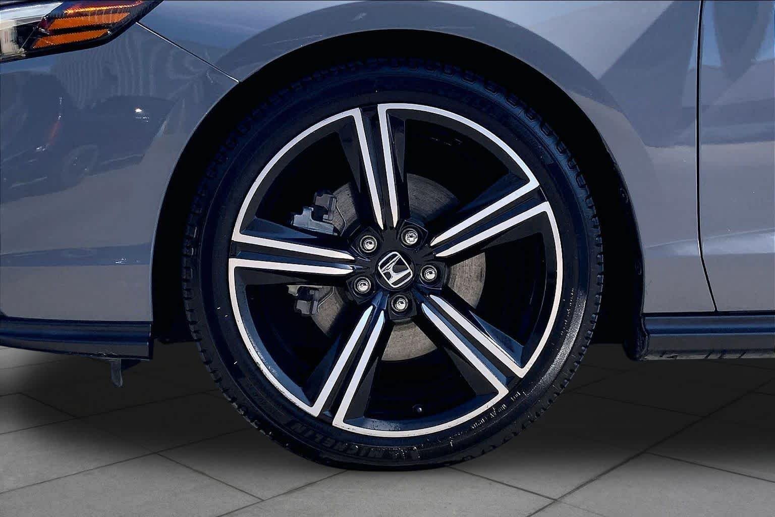 Used 2023 Urban Gray Pearl Honda Sport image 11