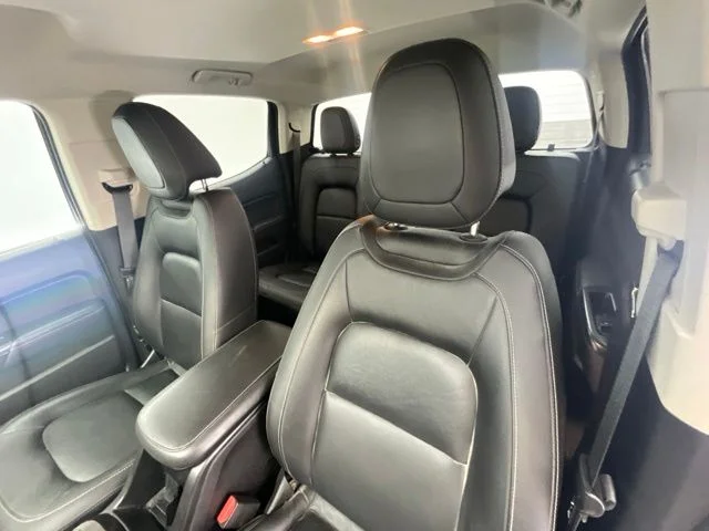 Used 2017 Black GMC SLT image 5