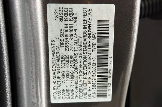 Used 2025 Urban Gray Pearl Acura Technology Package image 40