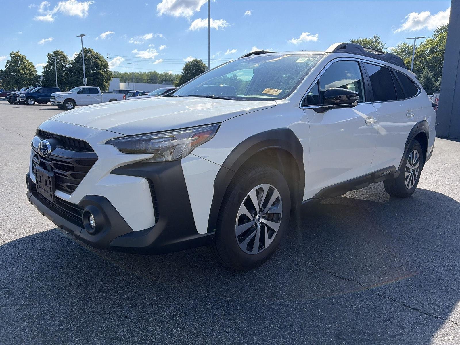 Used 2024 Crystal White Pearl Subaru Premium image 3