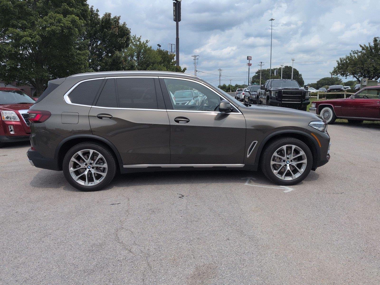 Used 2022 Manhattan Green Metallic BMW xDrive40i image 6