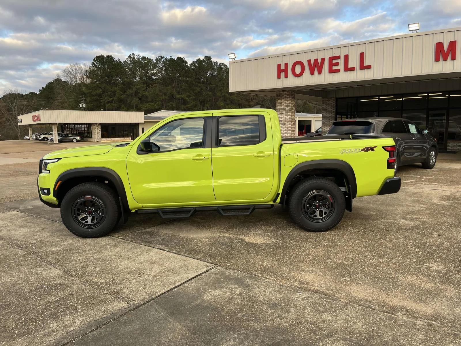 New 2026 Citrus Strike Nissan Crew Cab PRO-4X® image 4