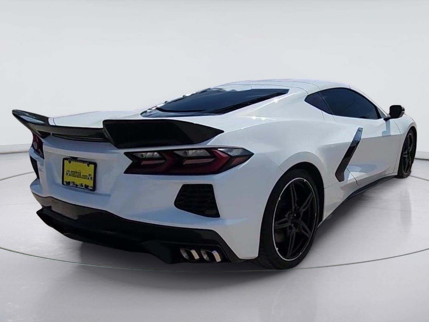 2020 Chevrolet Corvette Stingray photo 8 of 30