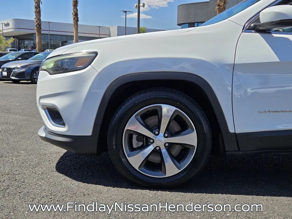Used 2019 White Jeep Limited image 9