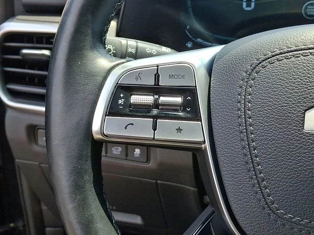 Certified Used 2025 Gray Kia EX X-Line image 24