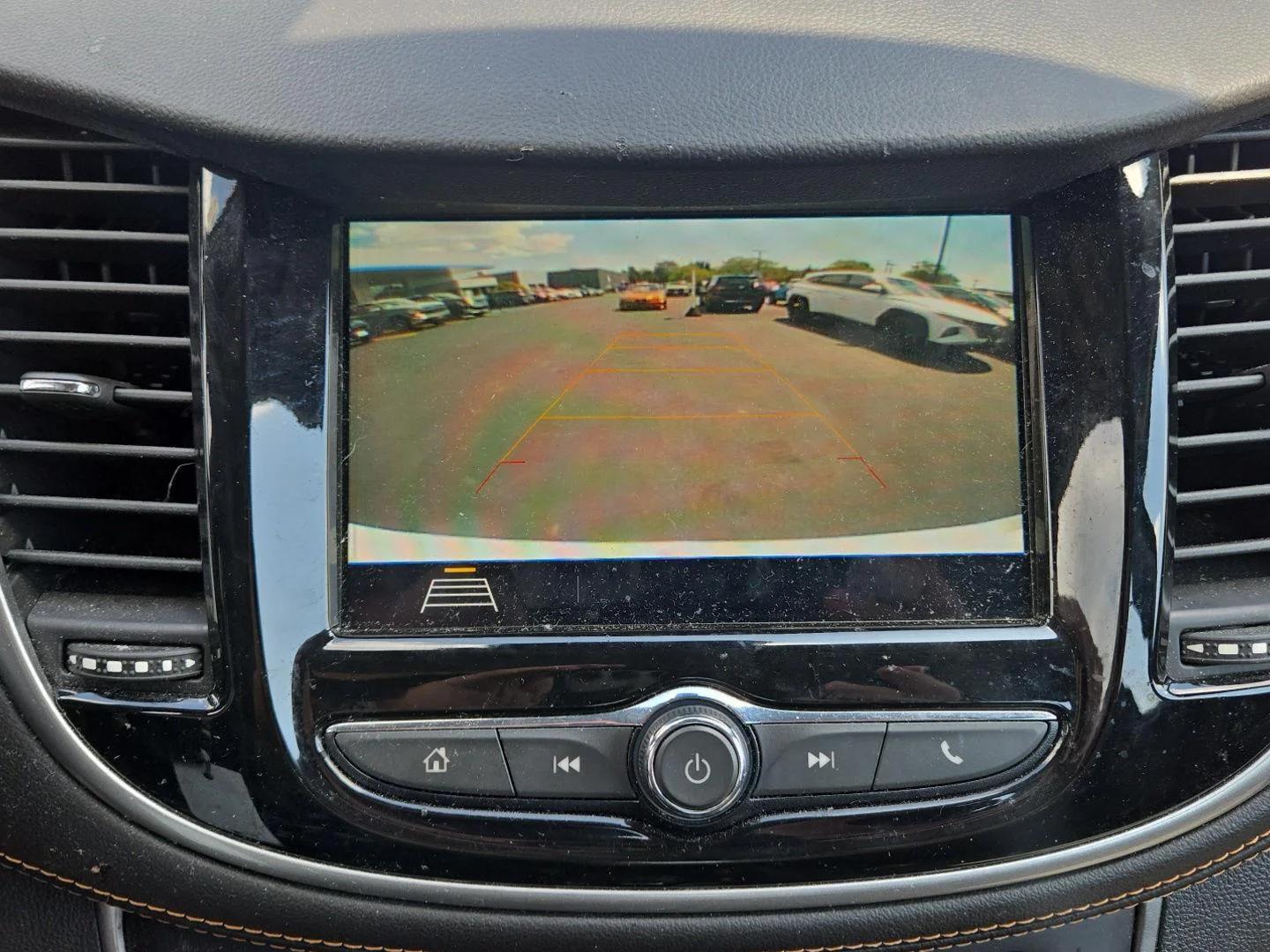 Used 2018 SUMMIT WHITE Chevrolet LS image 5