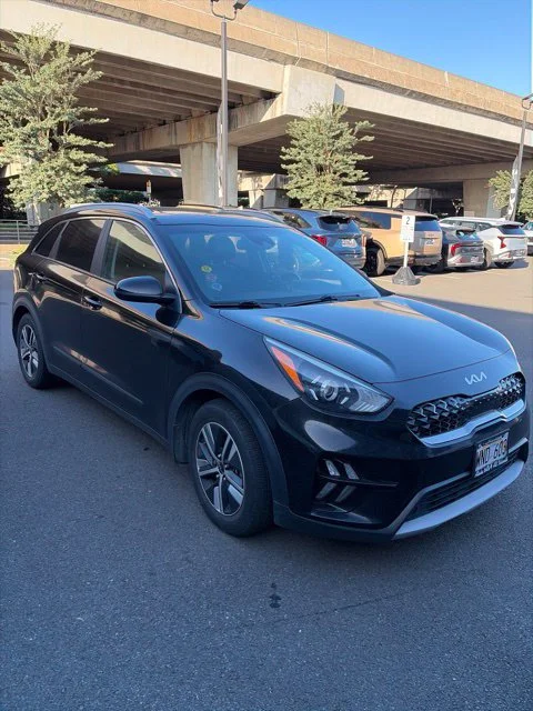 Certified Used 2022 Black Kia LXS image 6